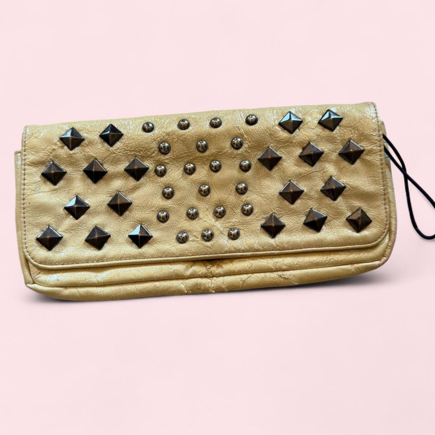 Y2K Yellow studded clutch