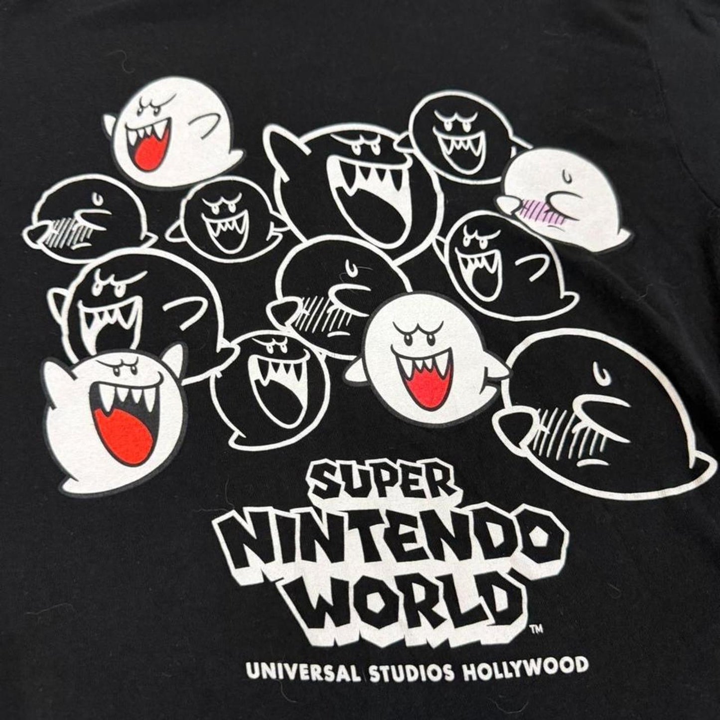 Super nintendo world black tee