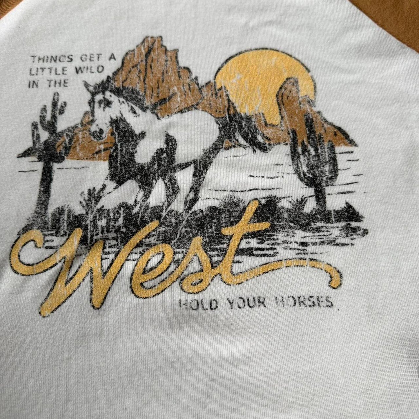 Western graphic tee crop - size Small