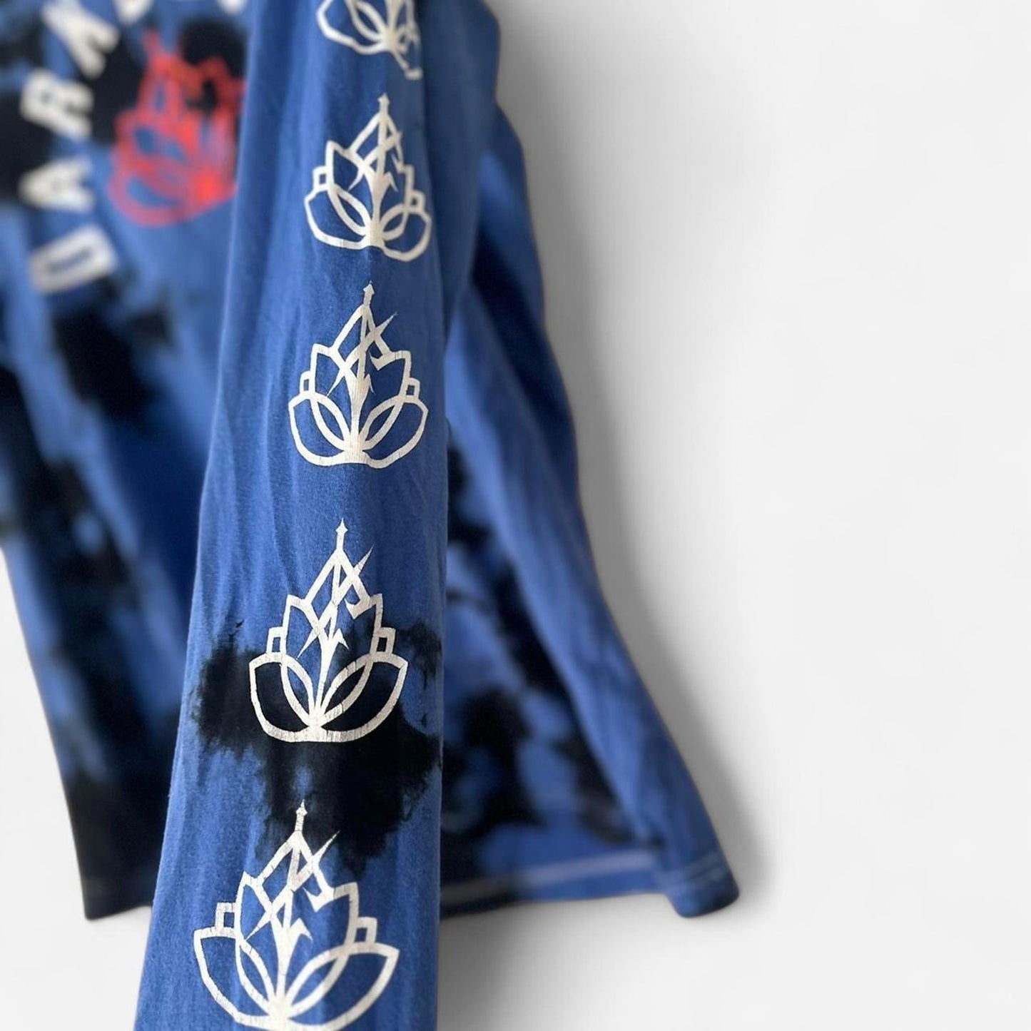 Darkbloom blue and black tie