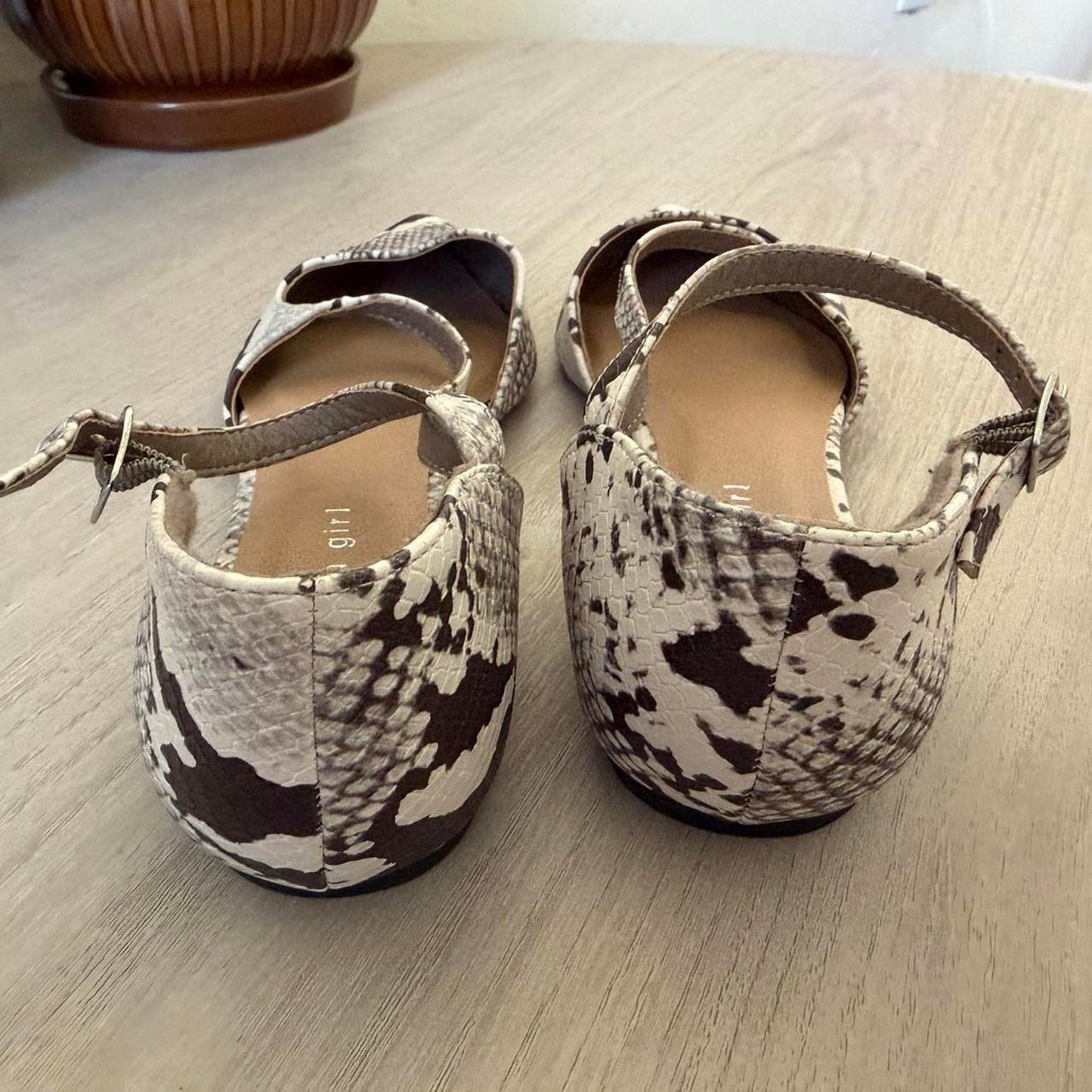 Madden Girl Snake Print Pointed Toe Flats Y2K Indie Sleaze Ballet Flats