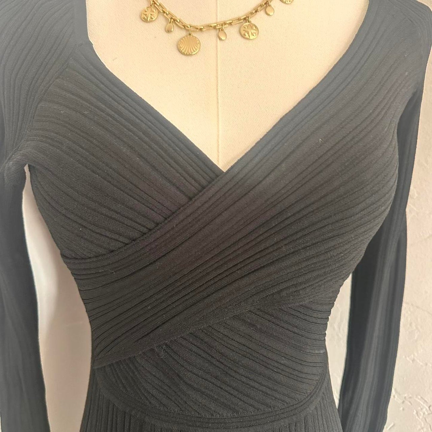 Banana Republic ribbed black bodycon dress