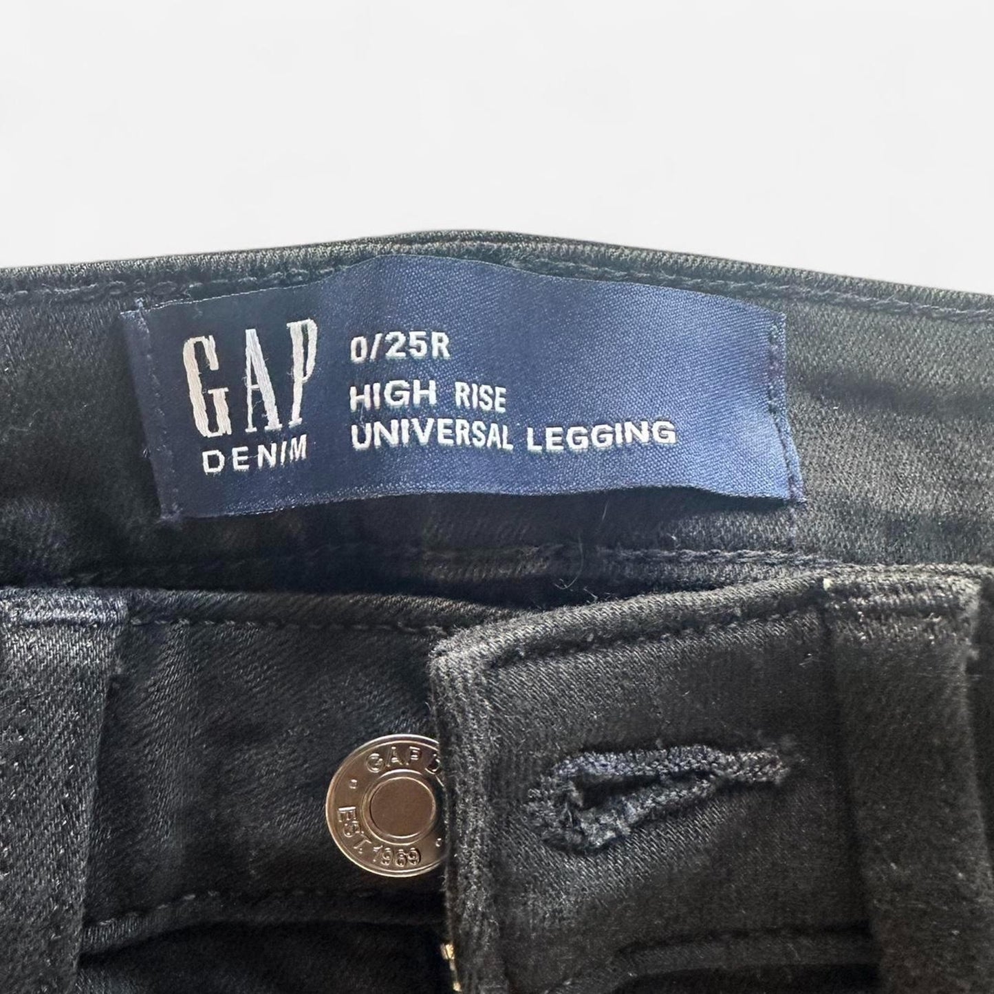 Gap black high rise skinny