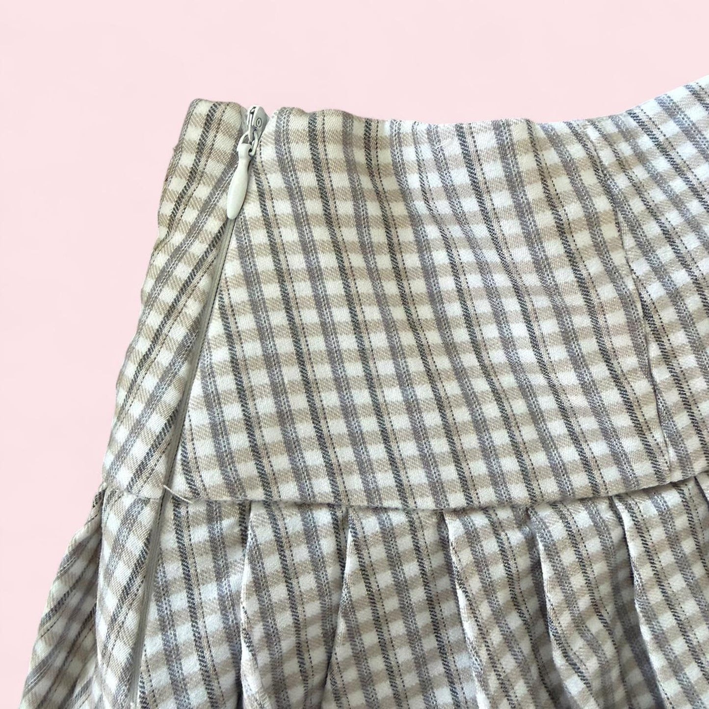 Plaid mini skirt with grommet details