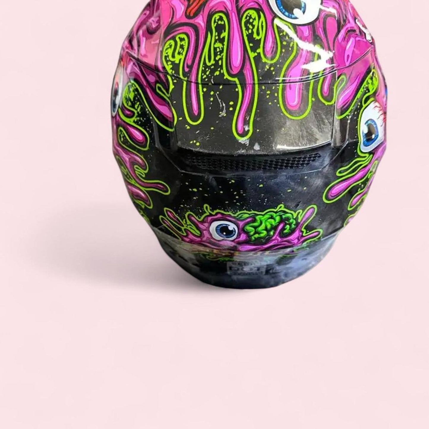 Sedici Motorcycle Helmet/Strada 2 Multicoloured pink painted helmet