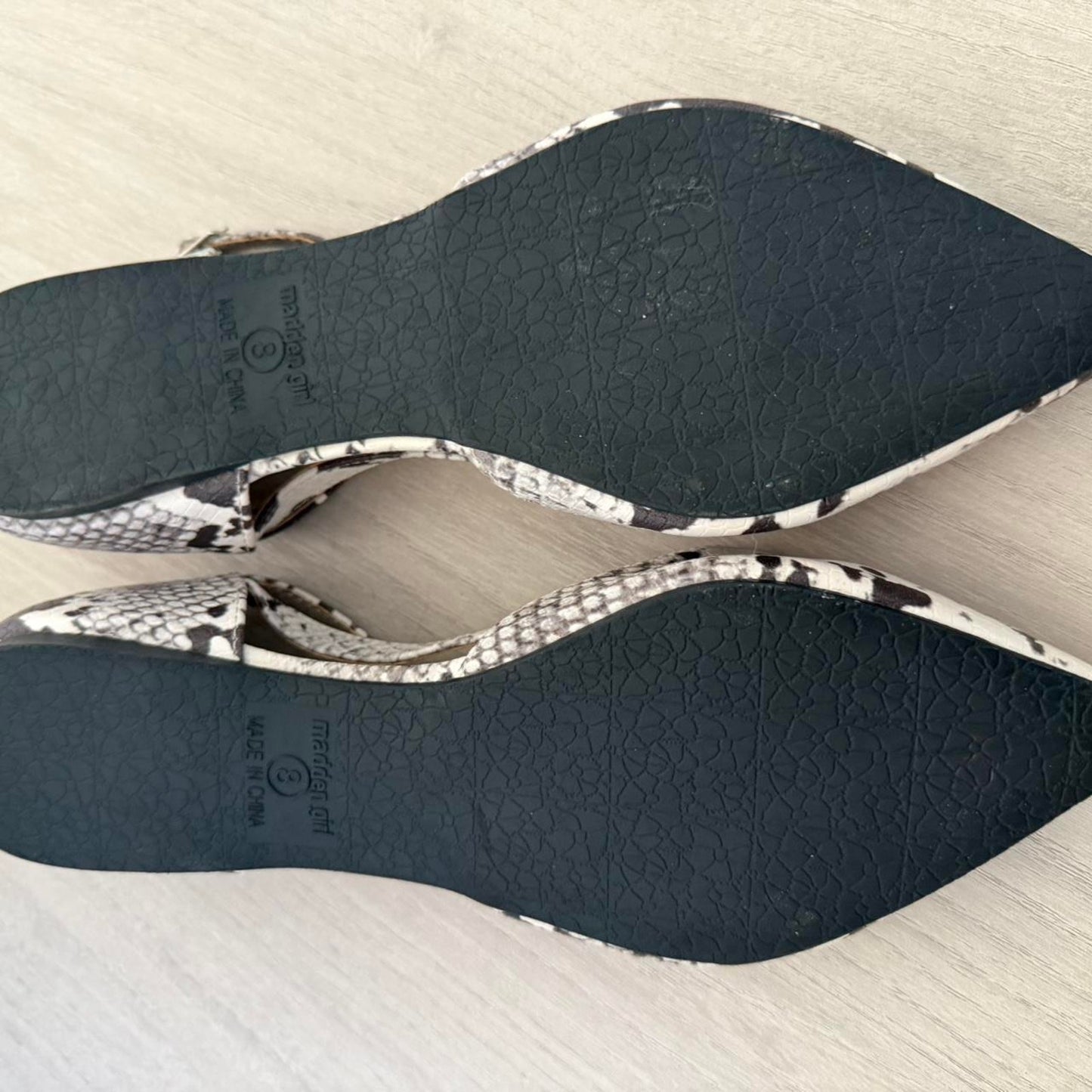 Madden Girl Snake Print Pointed Toe Flats Y2K Indie Sleaze Ballet Flats
