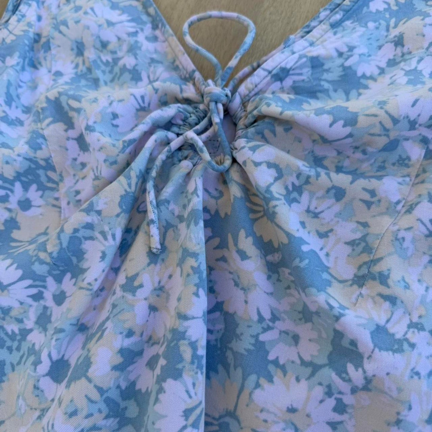 Rvca blue floral crop top