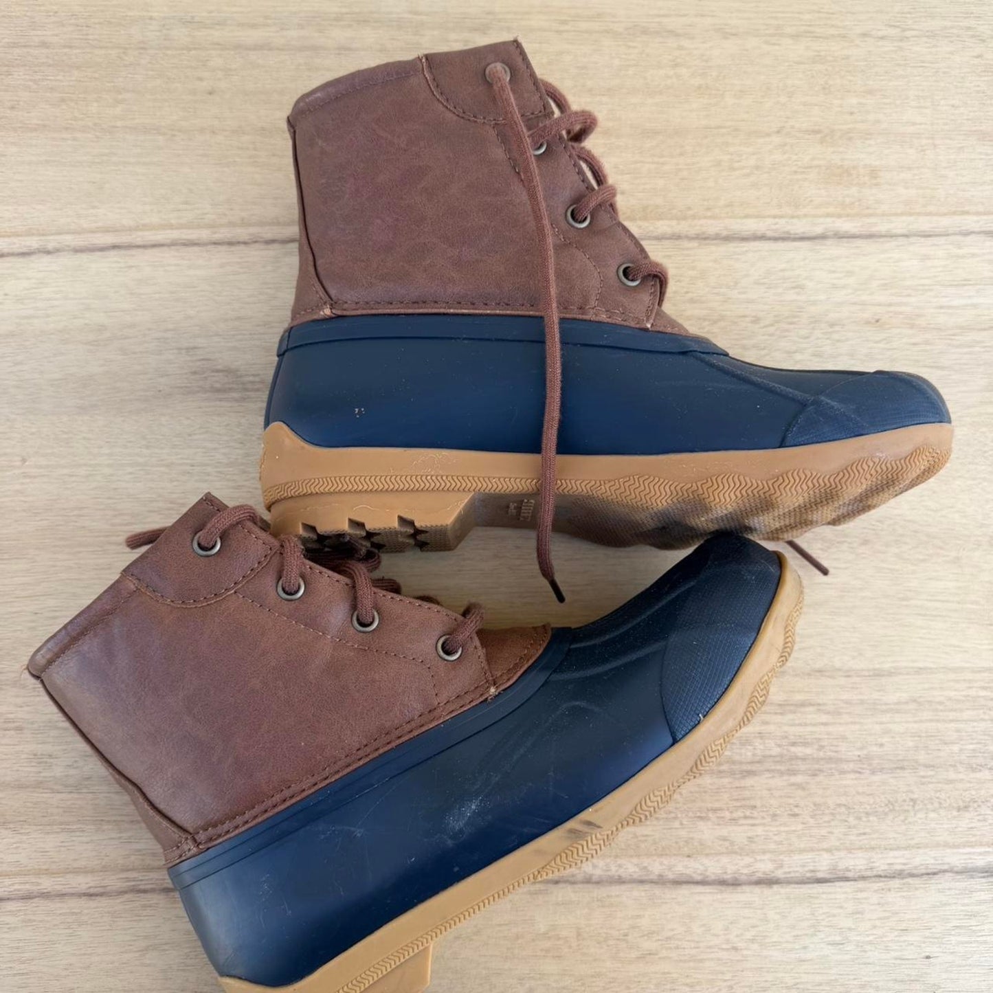 Kids sperry navy duck boots